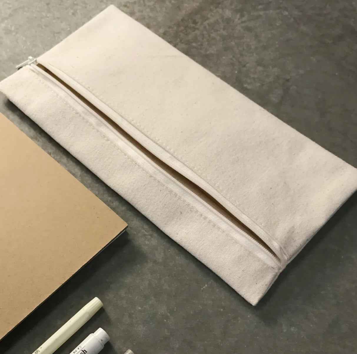 側開長扁筆袋｜簡約帆布文具收納袋・支援客製印刷